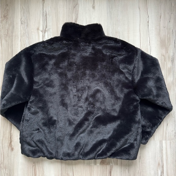 SOLD - Nike Faux Fur Swoosh Jacket - Picture 2 of 3